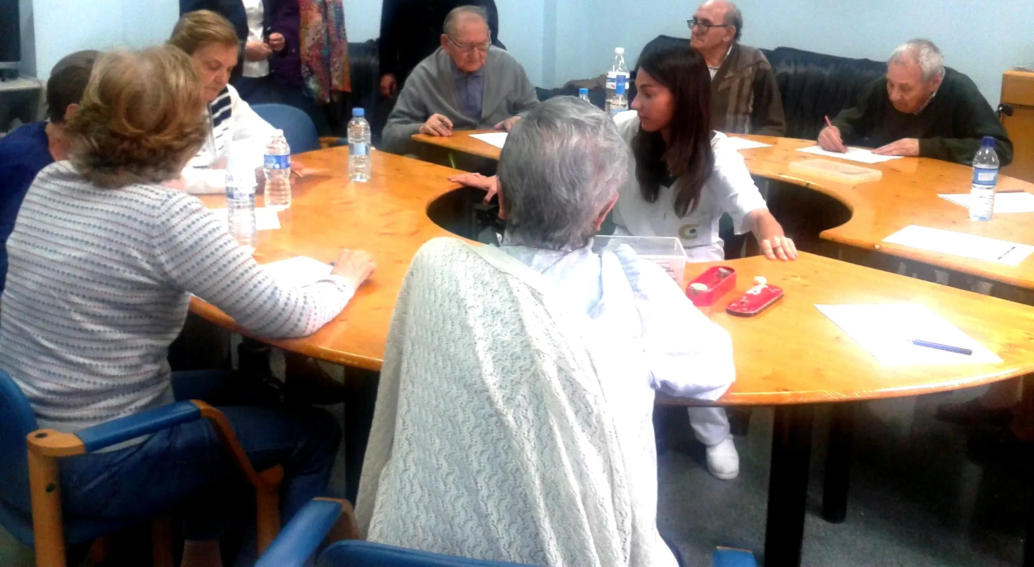 El Área Sanitaria del Bierzo y Laciana participa en un proyecto piloto para la atención en centros residenciales