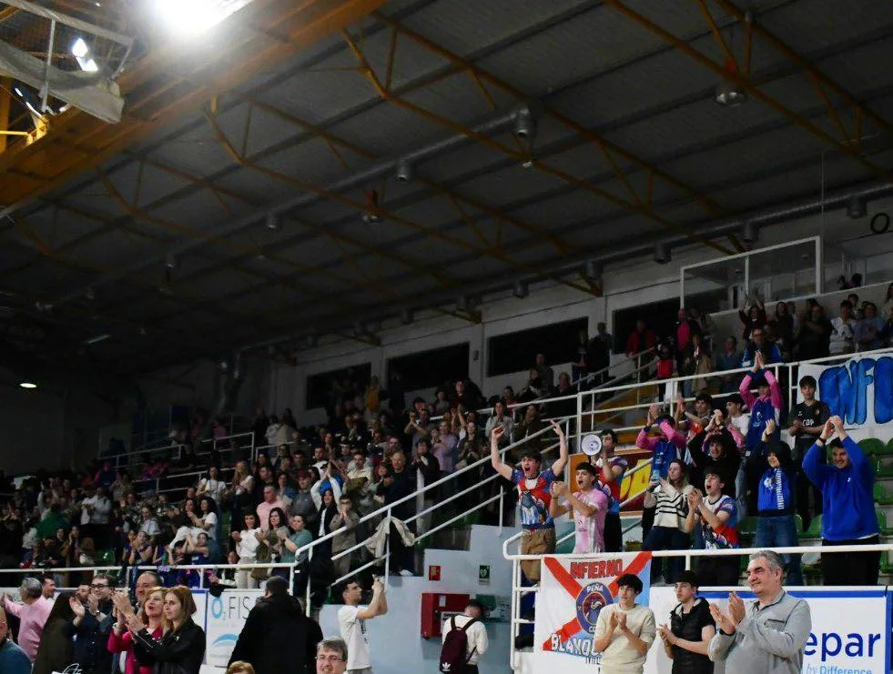 El Clínica Ponferrada SDP informatiza la reserva de abonos para la temporada 2025-26