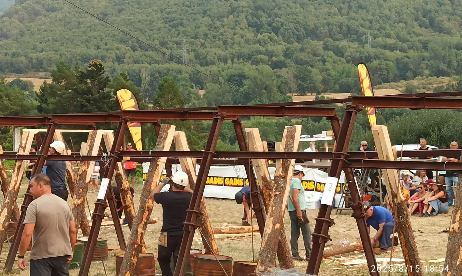 Laciana honra sus raíces mineras con el Concurso de Entibadores de las Fiestas de San Roque