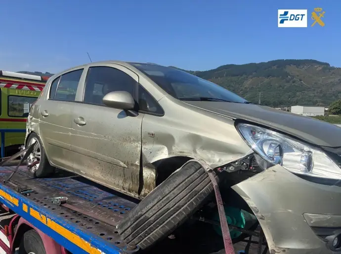 Investigan a un menor de 15 años por la sustracción de un vehículo y dar positivo en THC y cocaína tras un accidente en la A-6 a la altura de Ponferrada