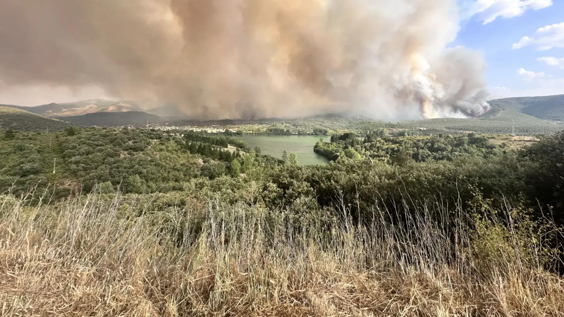 Visita de los Reyes de España al Parque de Las Médulas este miércoles para conocer sobre el terreno los devastadores efectos del fuego en la zona