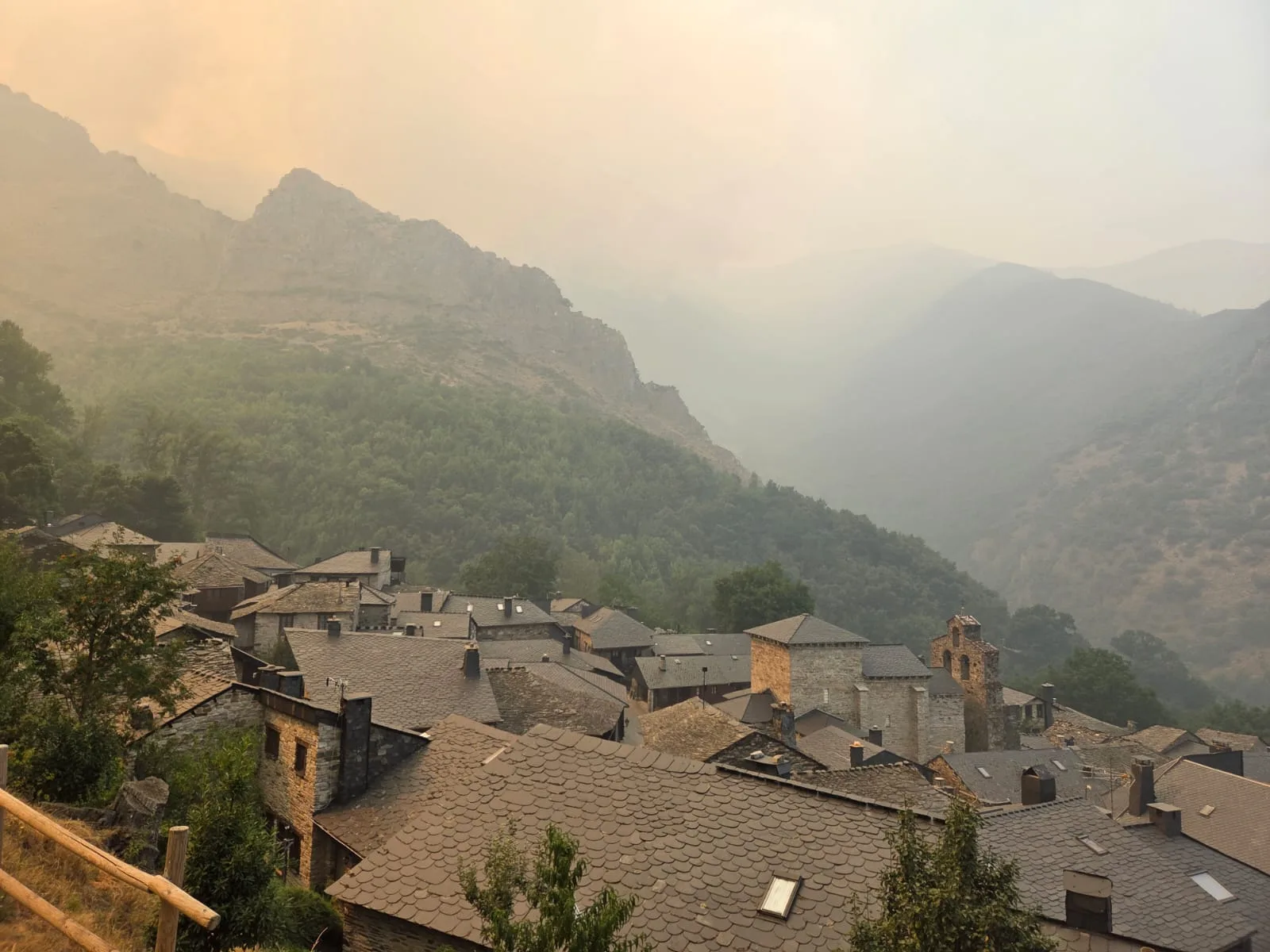 La red de sensores de Redytel confirma niveles históricos de contaminación en El Bierzo por los incendios
