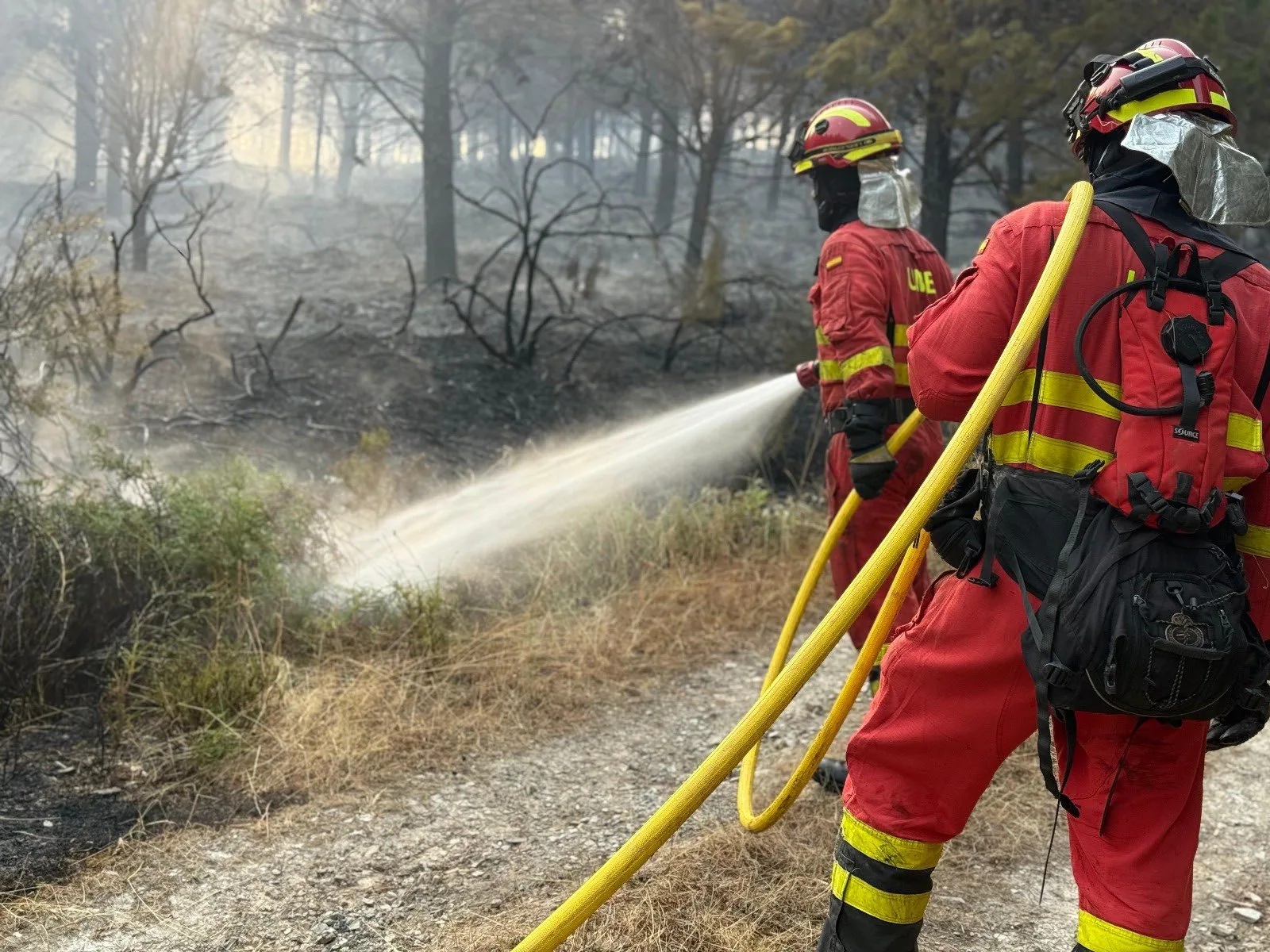 Mañueco reclama a Sánchez más medios del Ejército y “abordar los incendios como un asunto de Estado” ante la situación catastrófica en Castilla y León