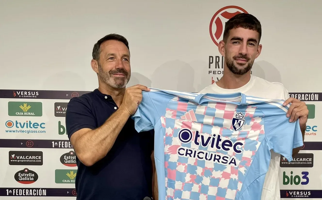 Eneko Undabarrena: “Puedo jugar en más de una posición; soy el típico jugador que no es vistoso pero intenta hacer que el partido sea más fácil para otros“