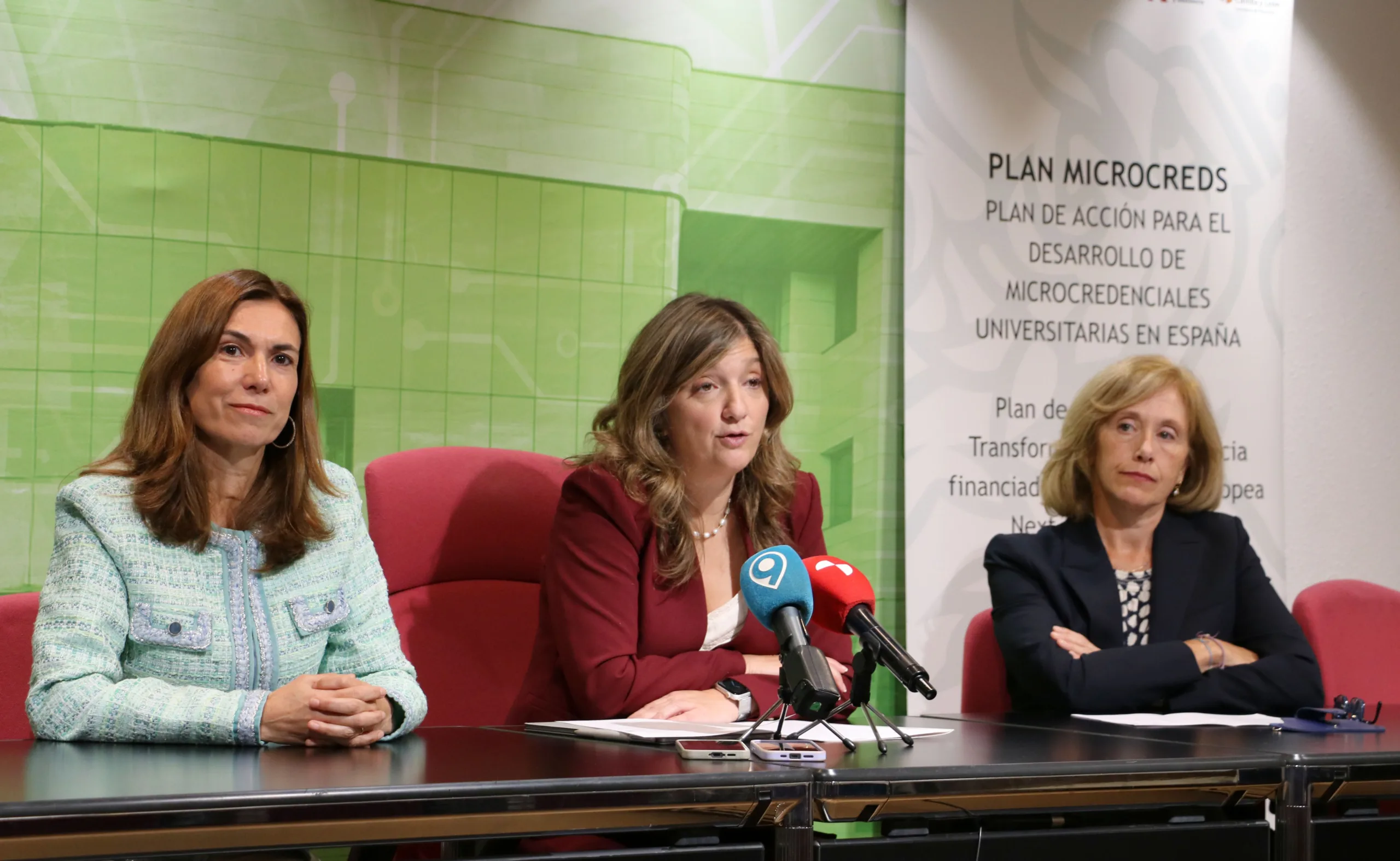 La Universidad de León amplía la oferta académica de microcredenciales para favorecer la inserción y recualificación laboral