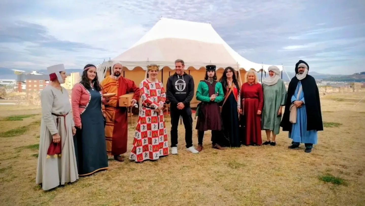 El Castillo de Ponferrada revive la época de Alfonso X el Sabio con una recreación histórica