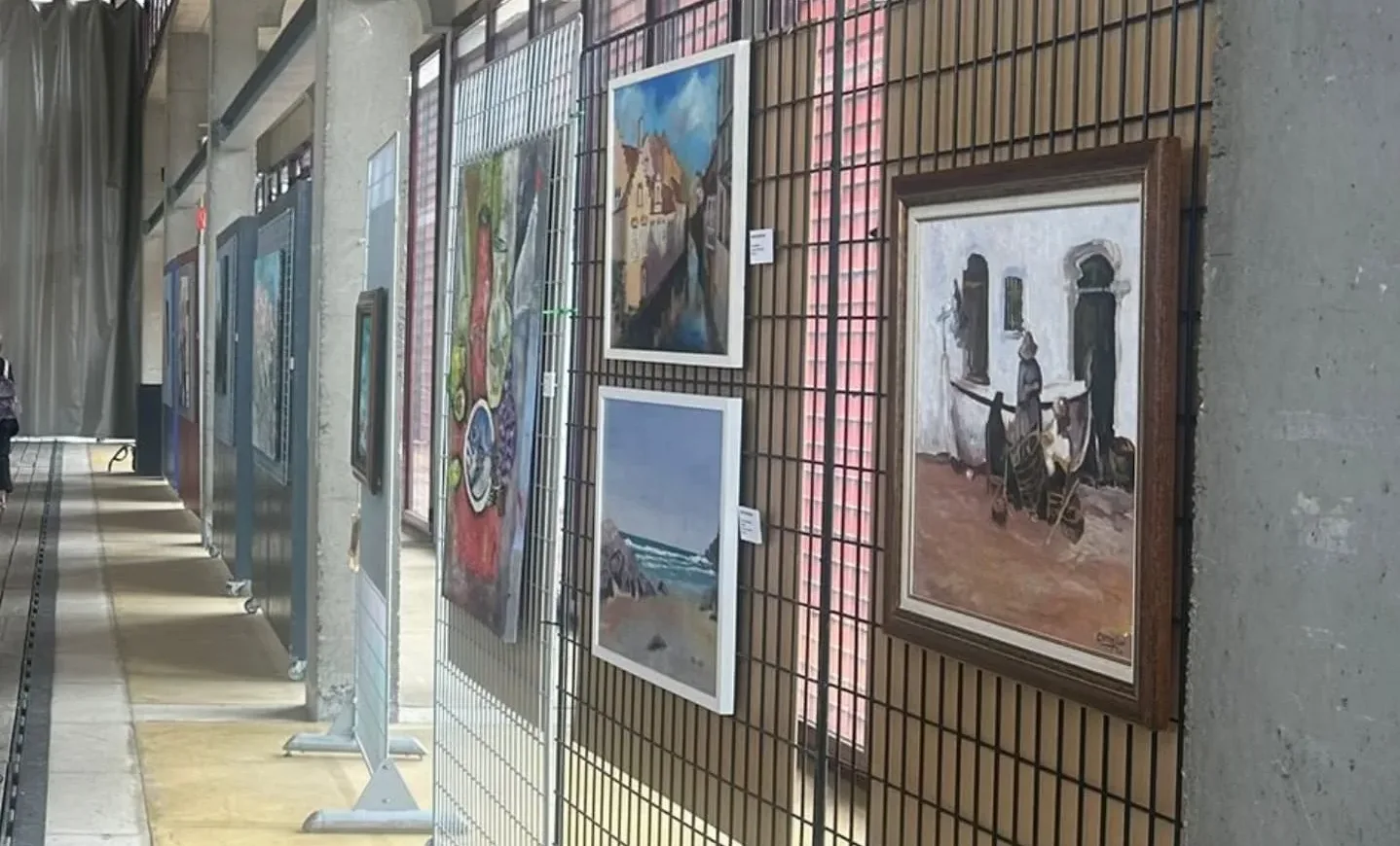 La Asociación de Pintores del Bierzo inaugura su exposición en el Museo del Ferrocarril de Ponferrada