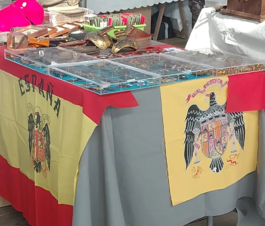 El PSOE rechaza la presencia de simbología nazi y franquista en Ponferrada y critica la falta de acción del Ayuntamiento