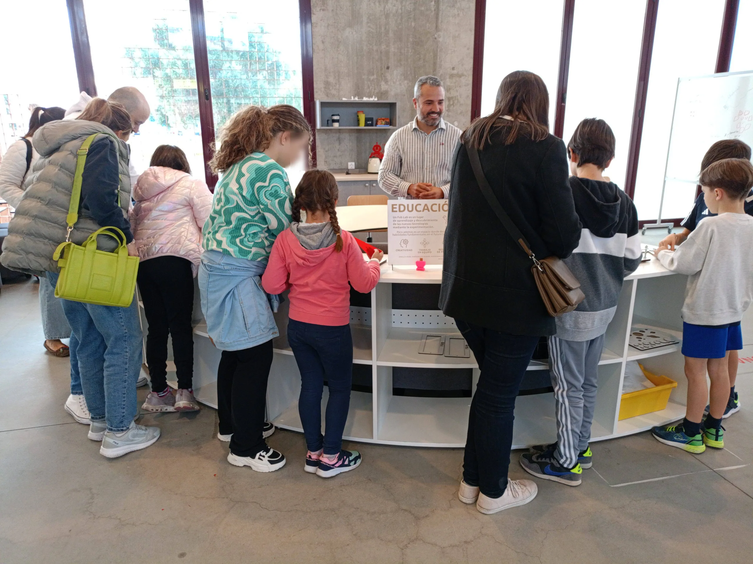 Jornada extraescolar de puertas abiertas en Fab Lab Ponferrada