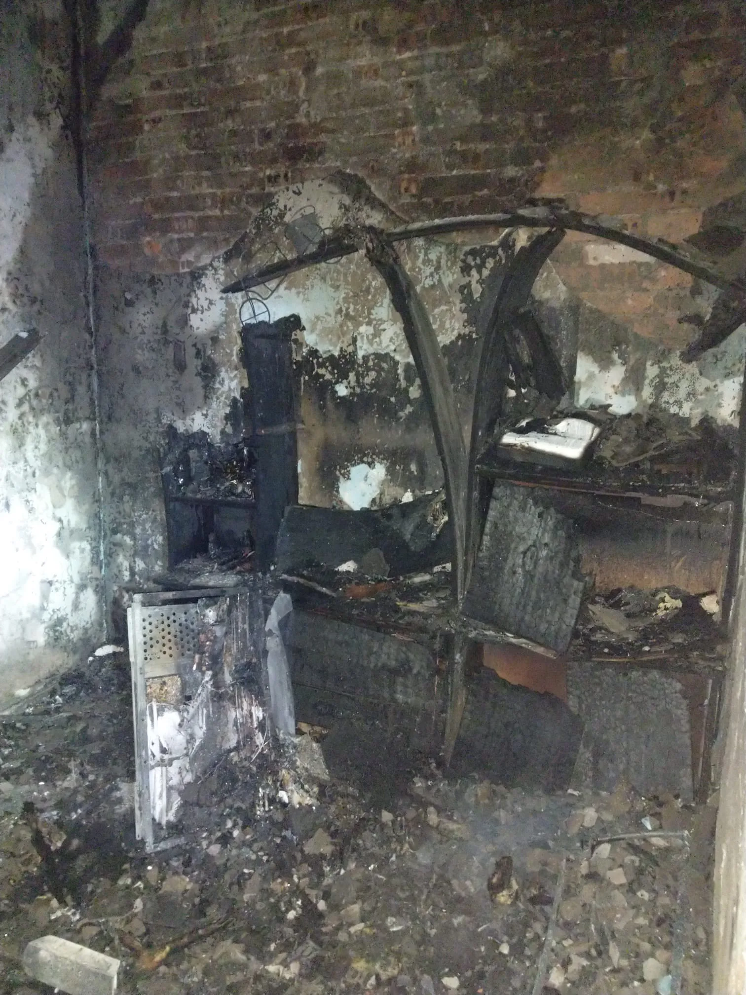 Incendio en un edificio deshabitado que podría ser utilizado para pernoctar