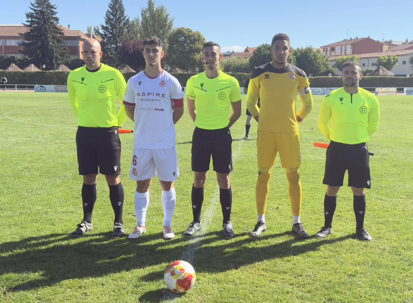 Atlético Bembibre y Júpiter Leonés se enfrentan en un duelo clave para salir de la zona baja de la tabla