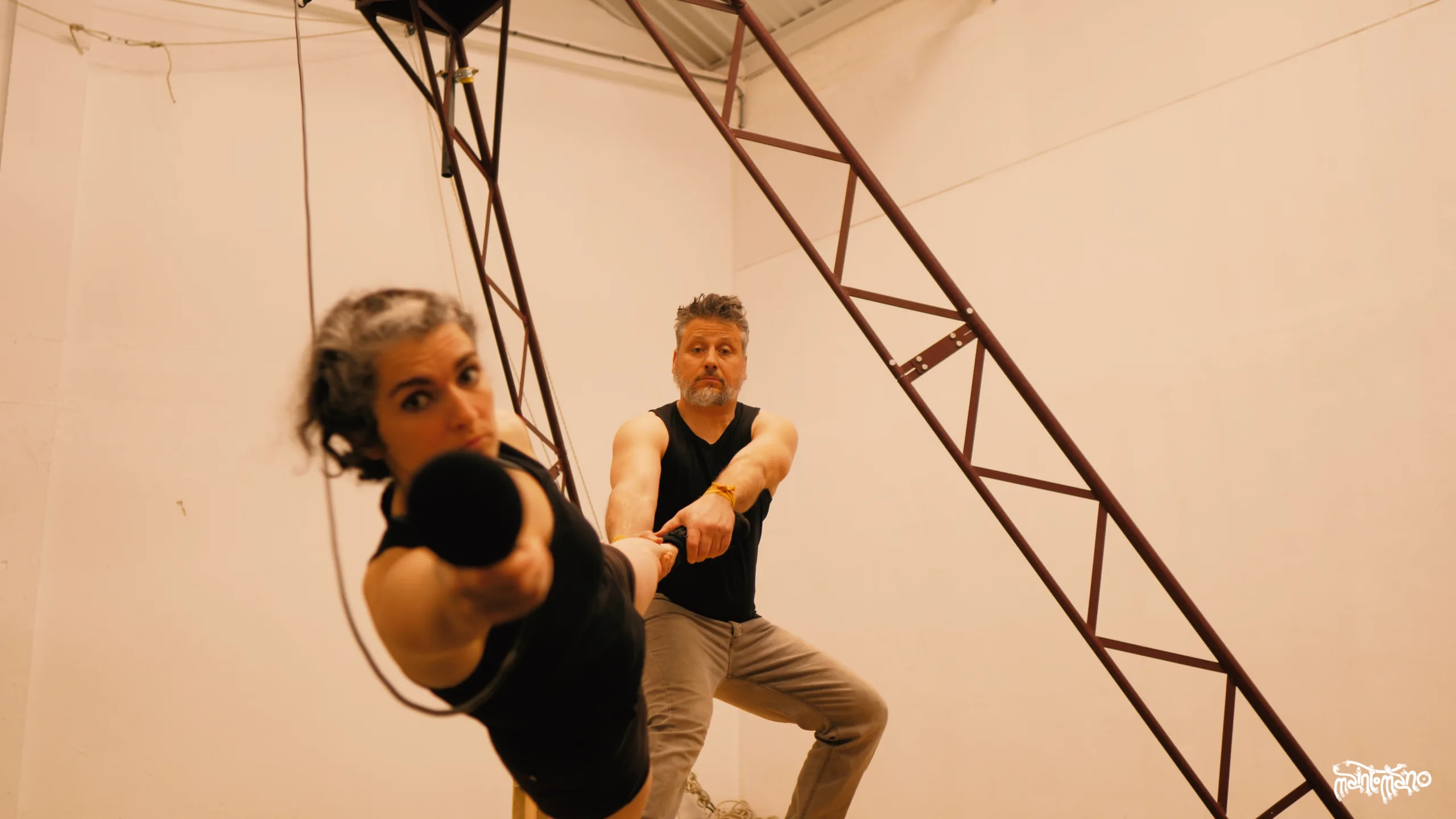 El festival 'Sin Red' convierte a Ponferrada en capital del circo contemporáneo
