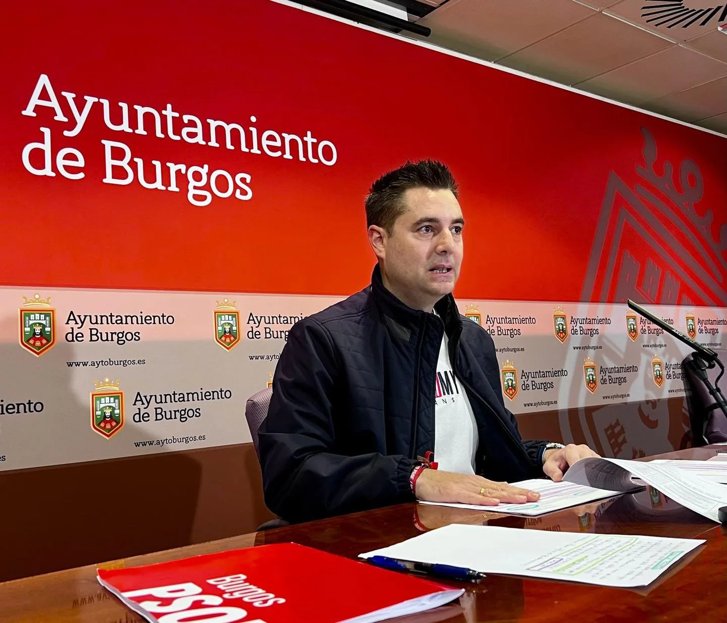 Daniel de la Rosa augura a Mañueco “el mismo camino que Mazón” tras la apertura de diligencias por su gestión de los incendios en El Bierzo