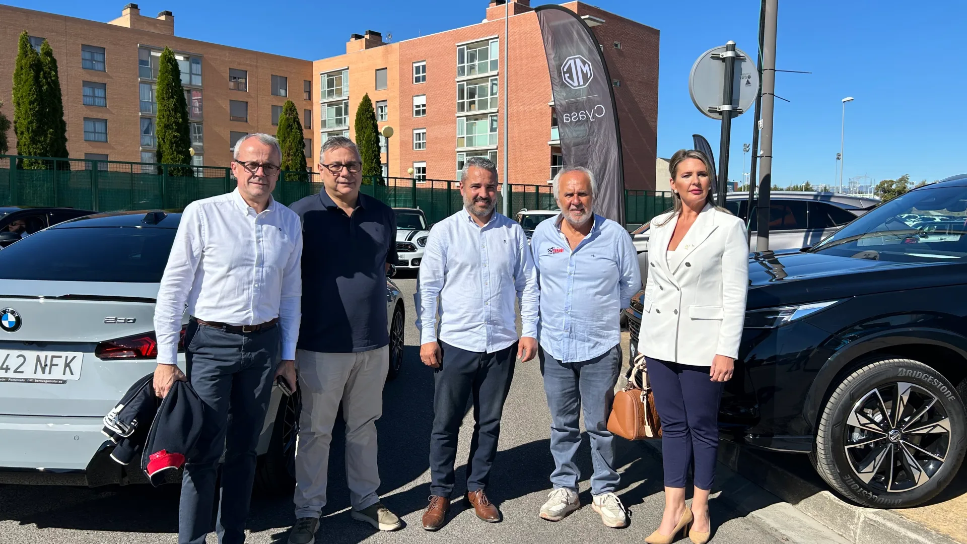Expocasión abre sus puertas en Ponferrada con cerca de 200 vehículos a la venta