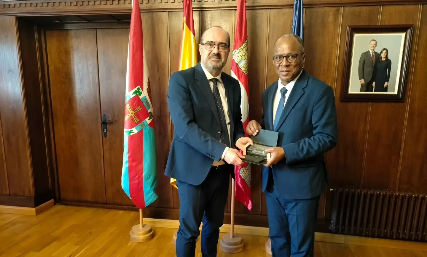 El primer ministro de Cabo Verde visita Ponferrada para estrechar lazos culturales y económicos
