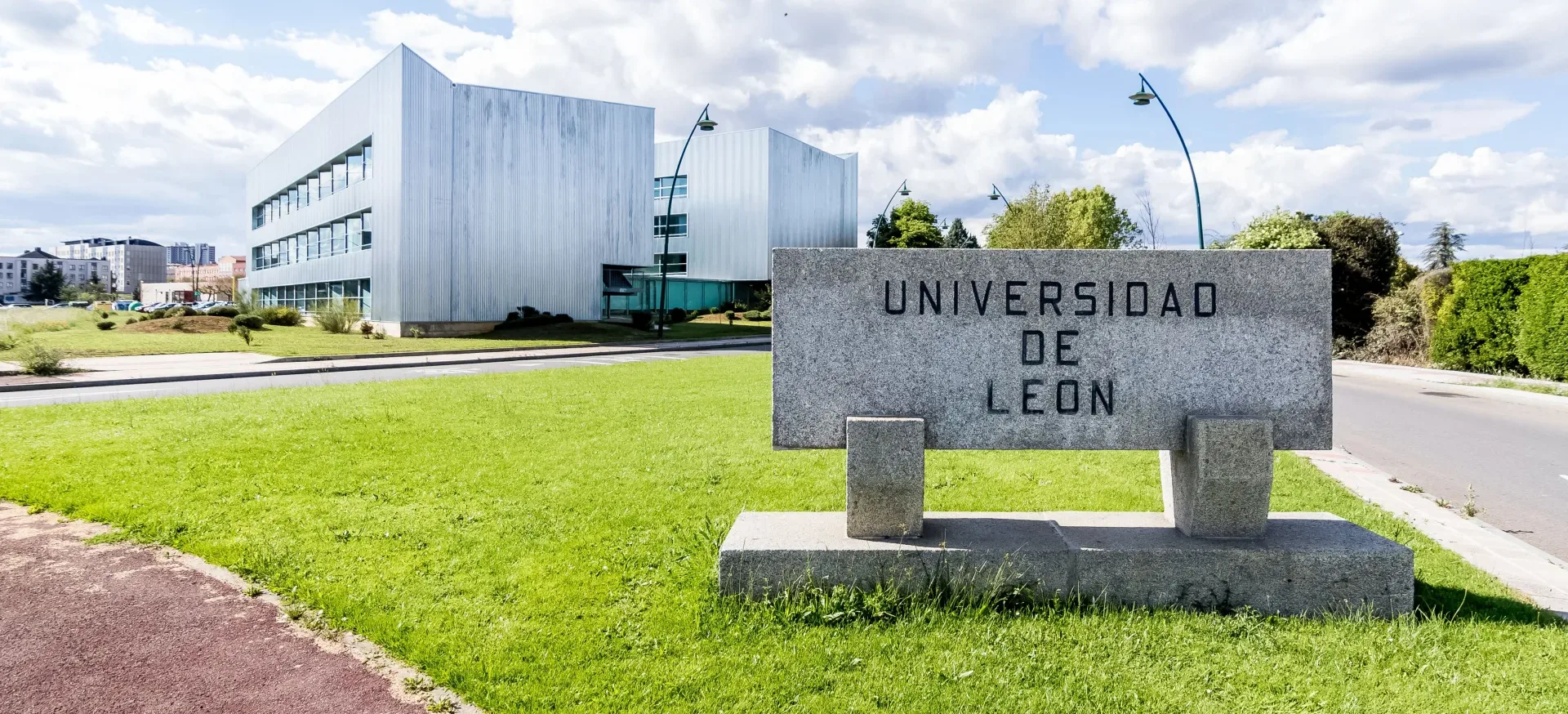 La ULE mantiene su presencia en el 'Times Higher Education World University Rankings 2026'