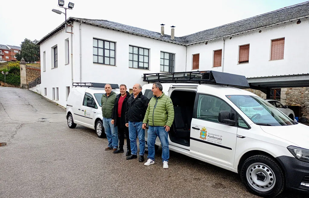 El Ayuntamiento de Ponferrada incorpora dos nuevos vehículos para la Brigada de Obras