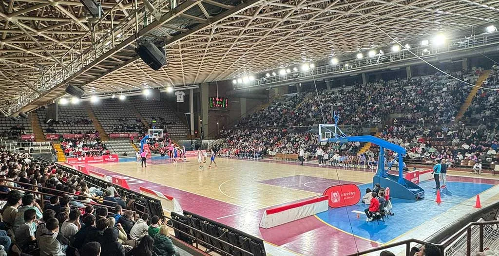 Clínica Ponferrada cae en el derbi: la energía de la Cultural Leonesa tuvo premio (99-93)