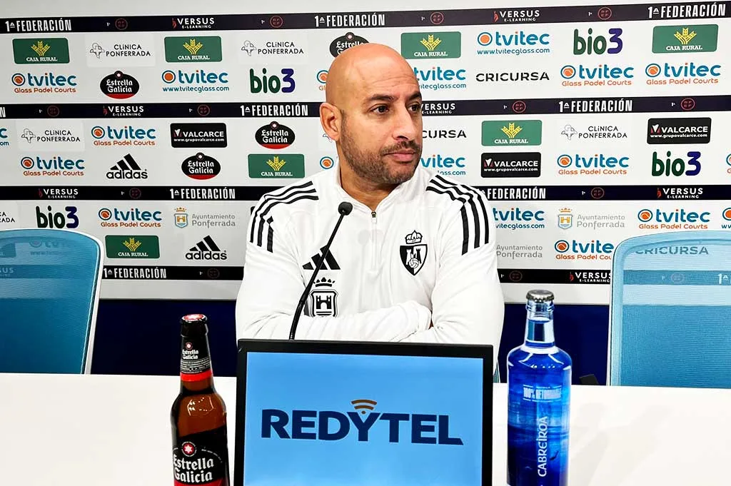 Mehdi Nafti: “La ficha de Esquerdo está en el aire y él lo sabe. A estas alturas nuestro peor enemigo somos nosotros mismos”