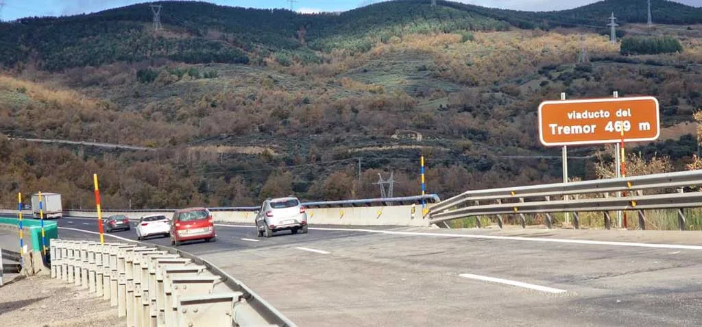El PP de León acusa al Gobierno de “ocultar” el estado real del viaducto de Tremor en la A-6