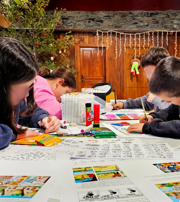 Taller de Cómics Navideños: Fomentando Tradiciones en Páramo del Sil con Niños y Niñas del Bierzo