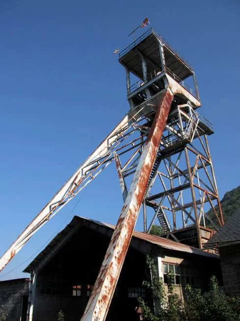 Licitada por 495.000 euros la dotación expositiva del Pozo María para convertirlo en el primer archivo histórico dedicado a la memoria de las familias mineras