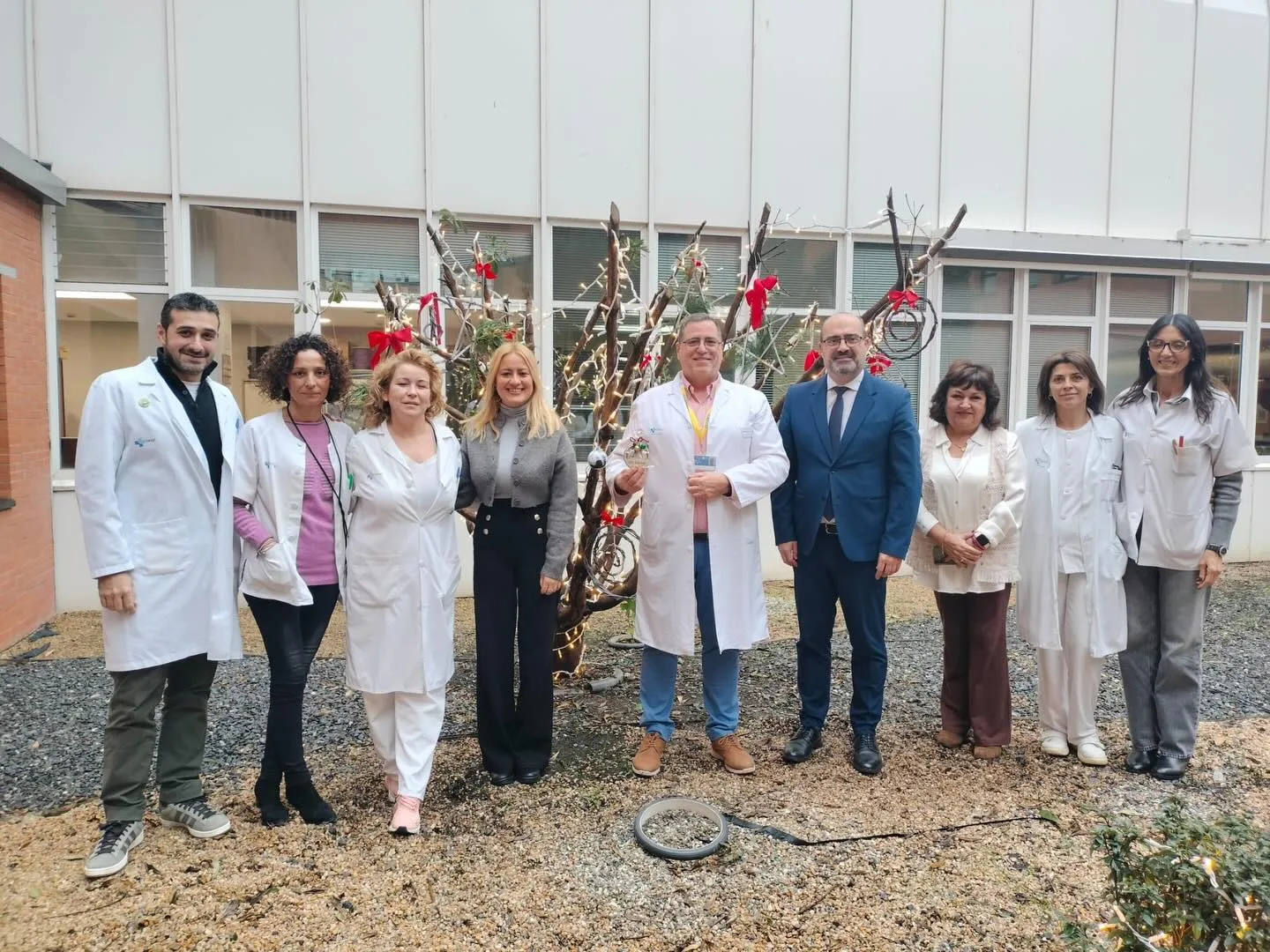 Marco Morala visita el Hospital El Bierzo y pone en valor el trabajo terapéutico del Área de Salud Mental