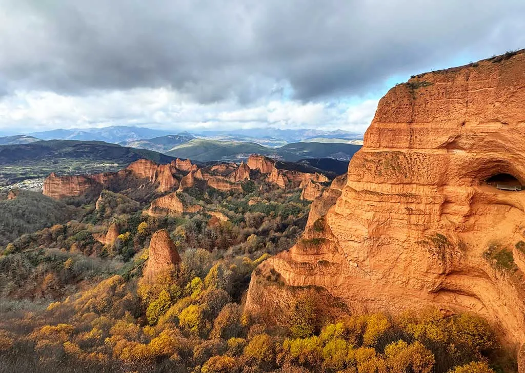 Atifcyl convoca una marcha reivindicativa entre Las Médulas y Ponferrada bajo el lema “El monte no olvida. Marchas por los incendios”