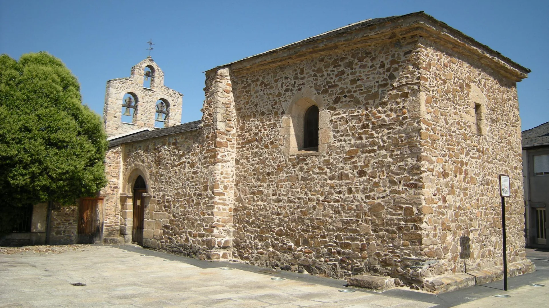 Santo Tomás de las Ollas celebra este domingo el encendido de su alumbrado navideño con música y brindis popular
