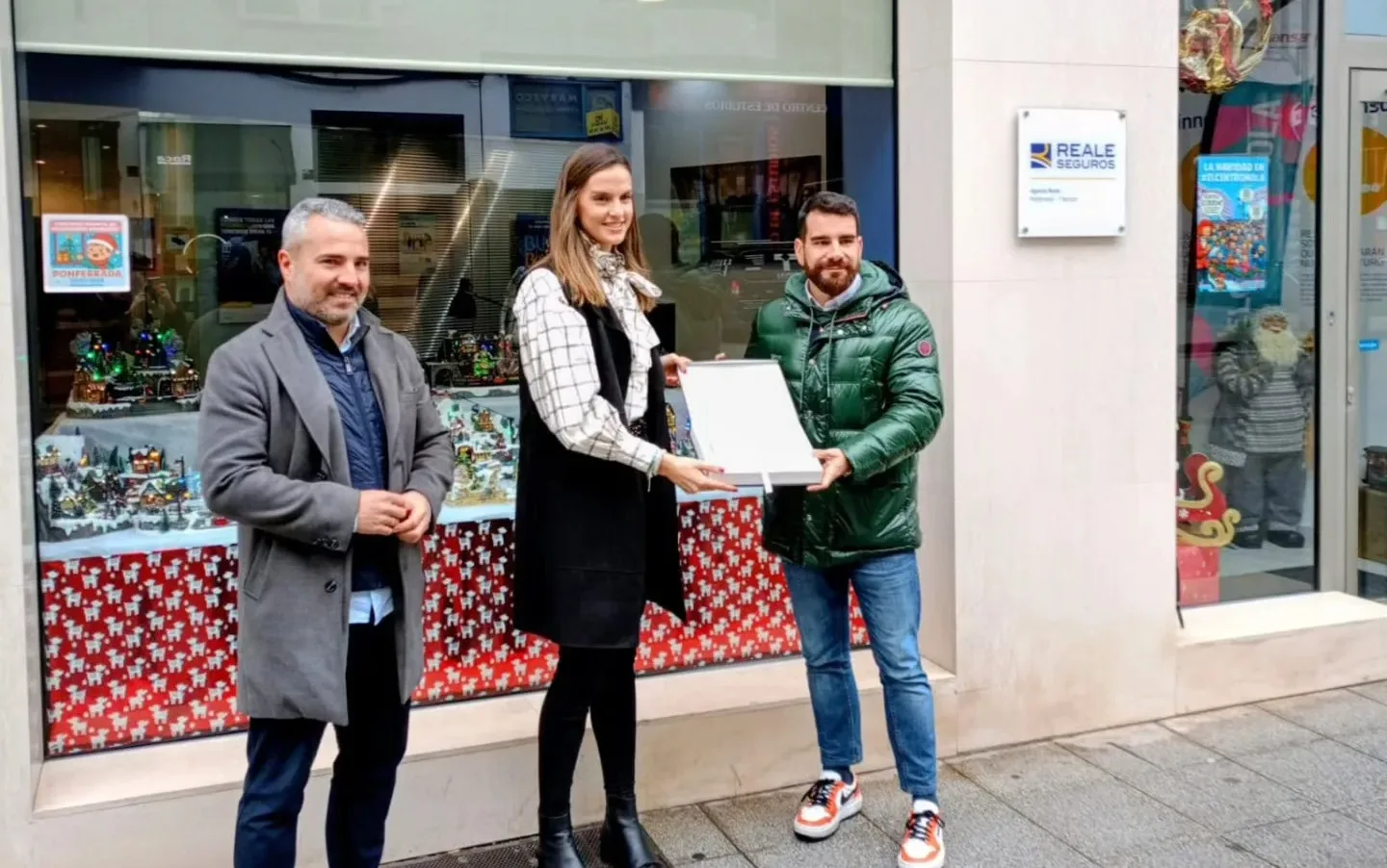 Nansar, ganador del Concurso Infantil de Escaparates Navideños de Ponferrada