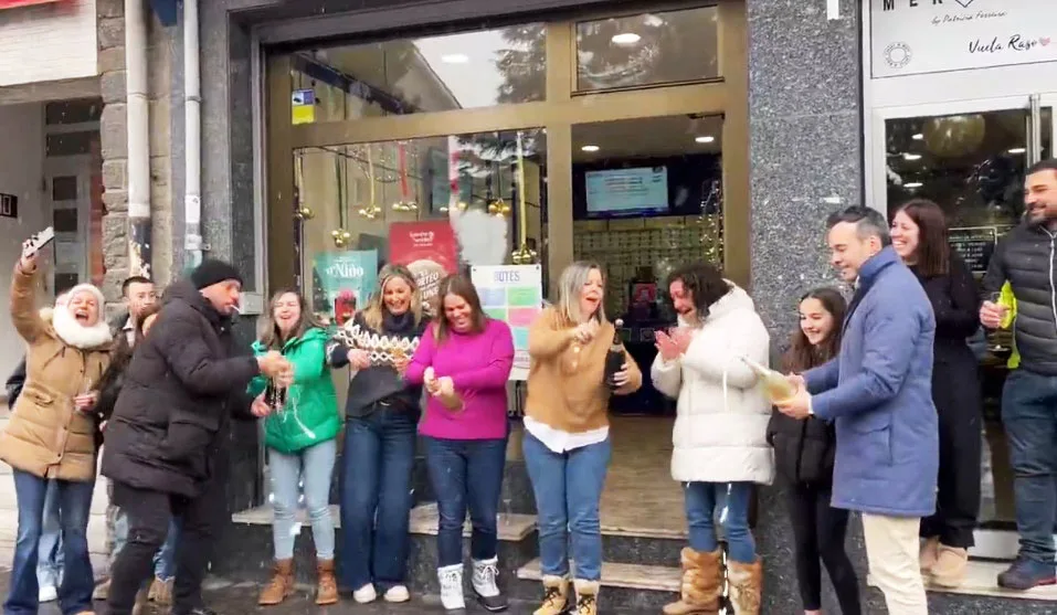 El 'Gordo' del Sorteo Extraordinario de Navidad deja 468 millones en La Bañeza y 200 en Villablino