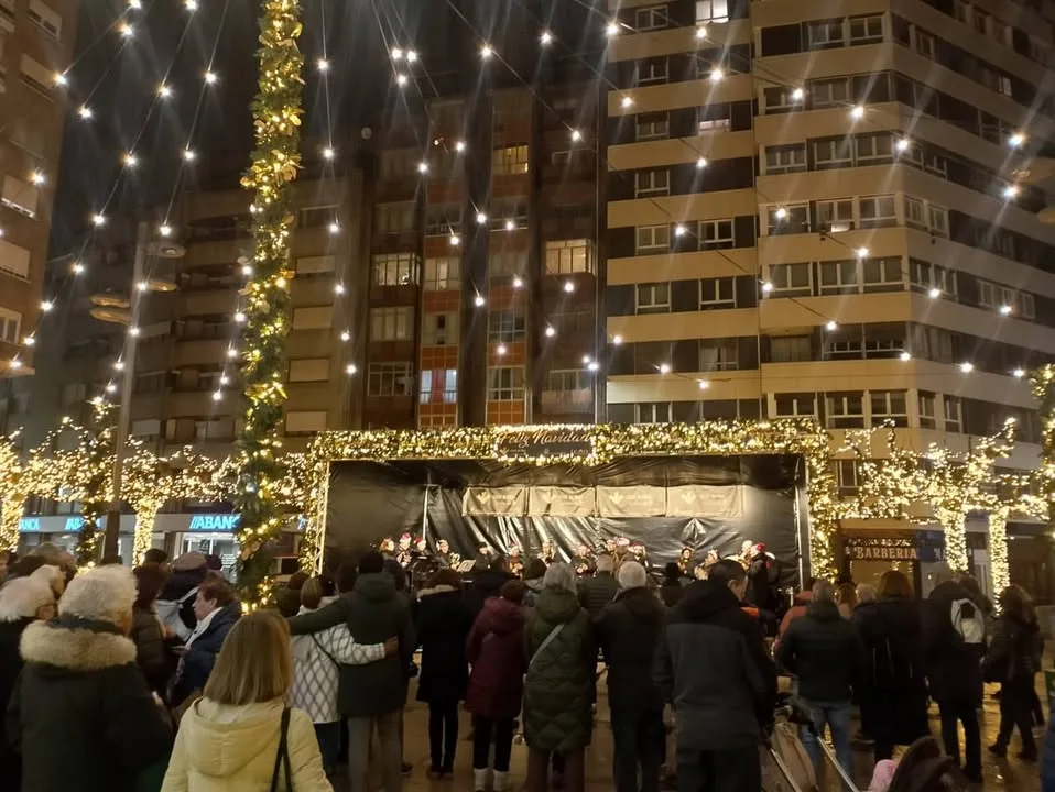 Concierto del Coro de Valverde de la Virgen en León: ritmo y alegría para estas fiestas navideñas