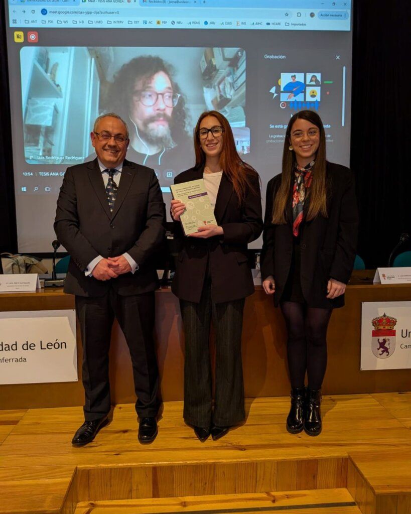 Ana González Castro presenta su tesis doctoral sobre riesgo de caídas en mayores.