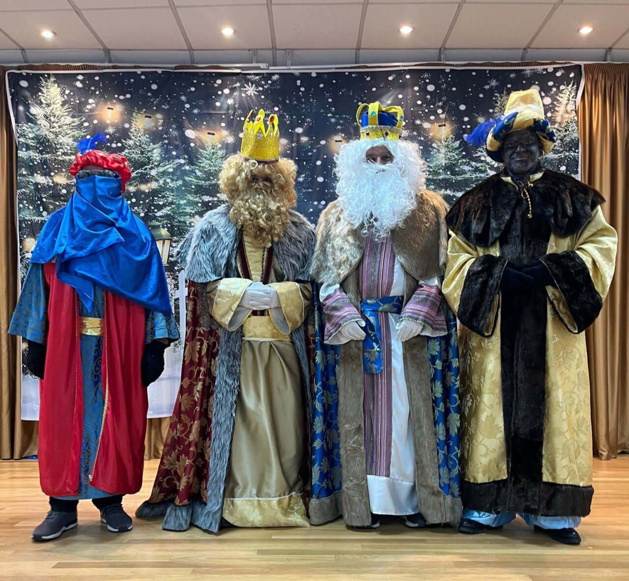 FOTOS | La llegada de los Reyes Magos llena de ilusión al municipio de Columbrianos