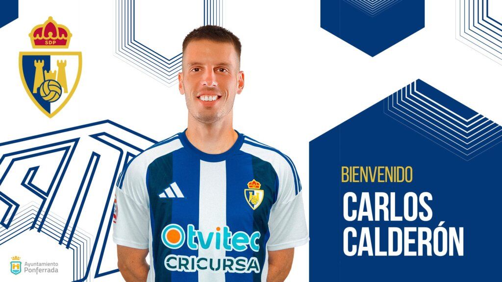 Carlos Calderón con la camiseta de la SD Ponferradina sonriendo