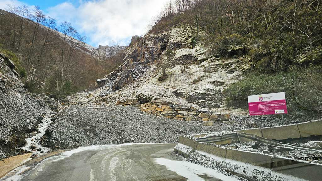 UPL defiende las inversiones de Diputación en carreteras del Bierzo y critica a responsables políticos de PP, PSOE y CB