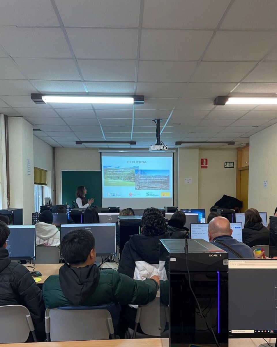 Estudiantes del IES de Becerreá en jornada sobre incendios forestales