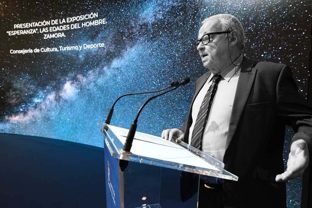 Gonzalo Santonja presenta la exposición EsperanZa en FITUR