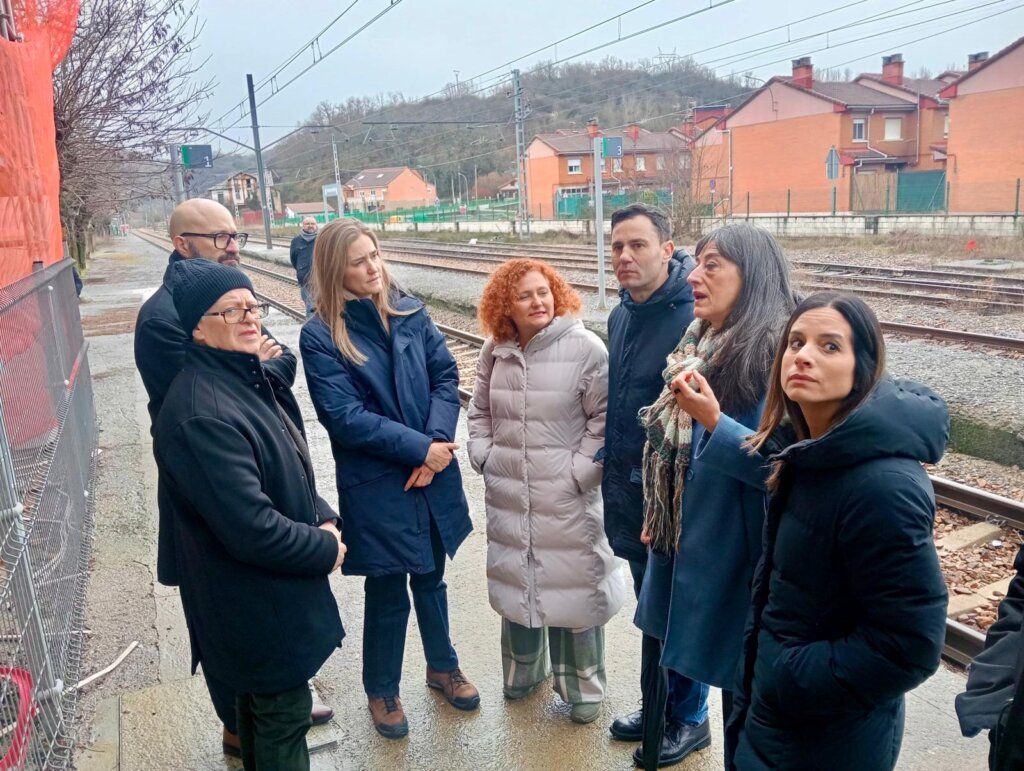 Visita de Sara Aagesen y líderes del PSOE al proyecto La Robla Green