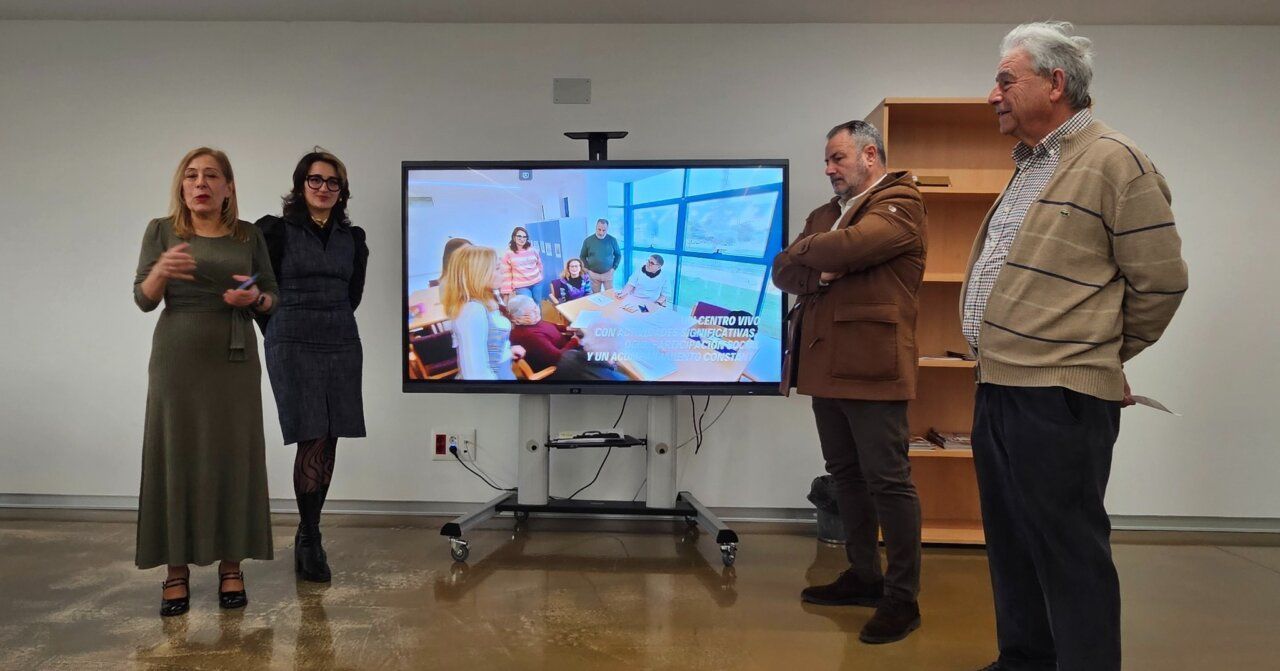 Inauguración del nuevo Centro de Día de AFA Bierzo en Camponaraya