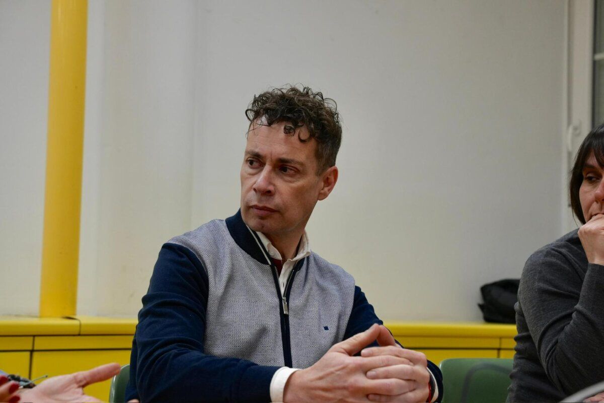Reunión del PSOE en Villablino sobre Grado Medio de Informática