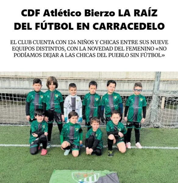 Niños y niñas del Atlético Bierzo en un campo de fútbol