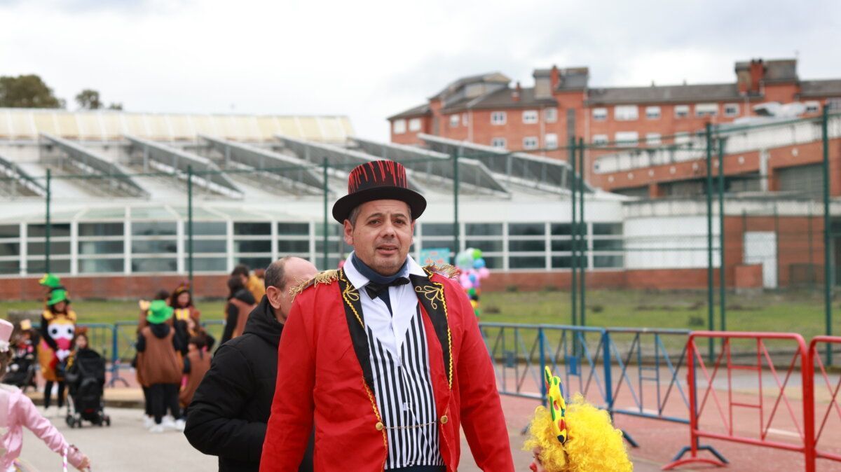 Hombre disfrazado en el carnaval de Ponferrada