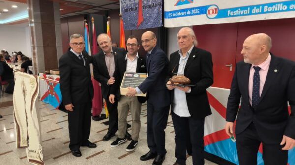 Entrega de premios en el XXII Festival del Botillo en Cataluña