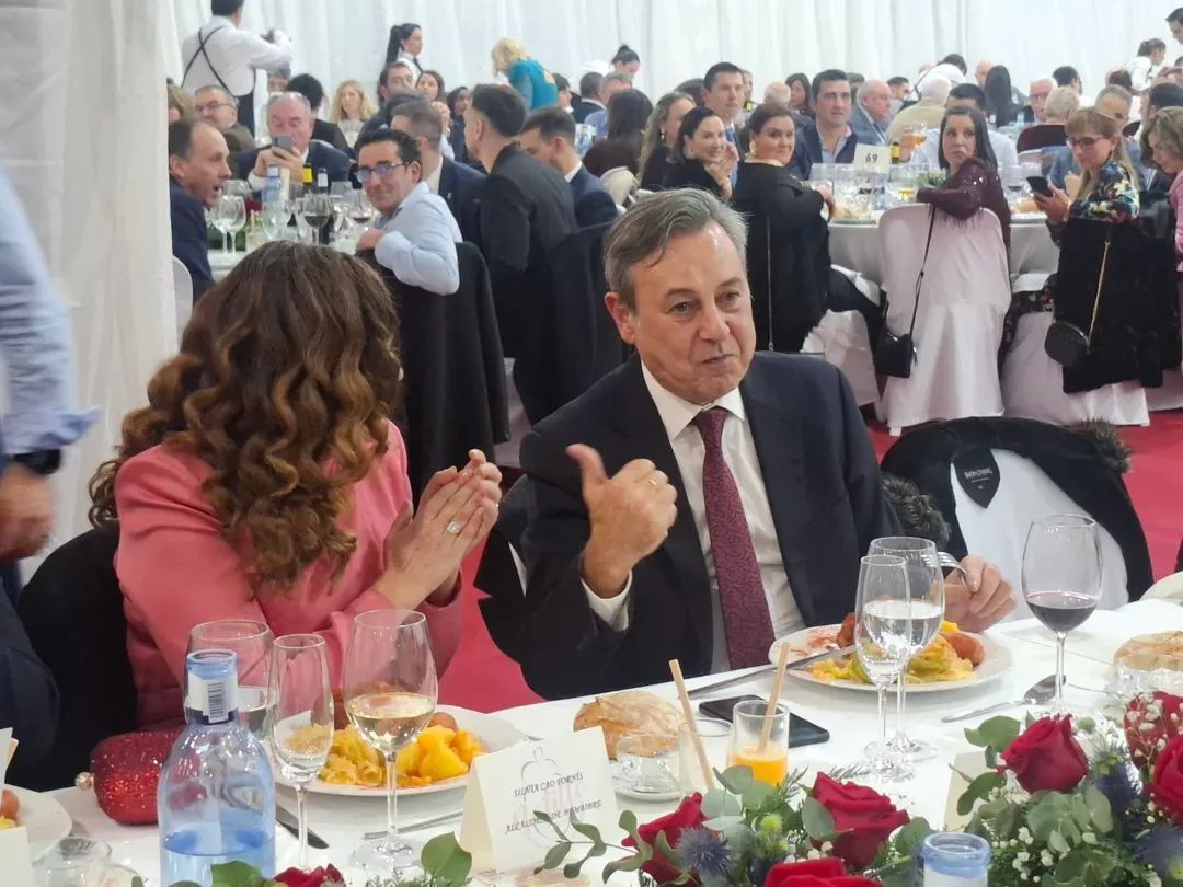 Asistentes disfrutando del Festival Internacional del Botillo en Bembibre