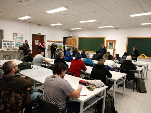 Clase inaugural de cursos de formación y empleo en Ponferrada