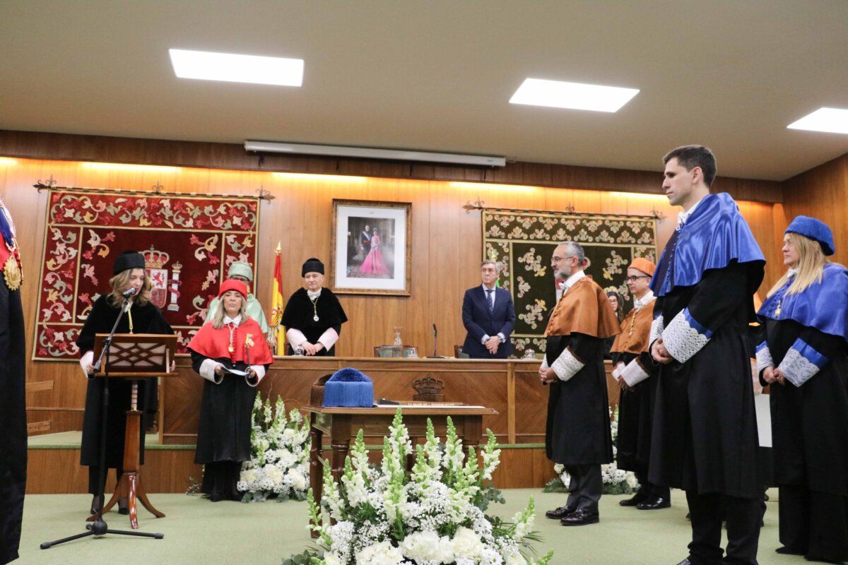 Ceremonia de investidura Honoris Causa en la Universidad de León