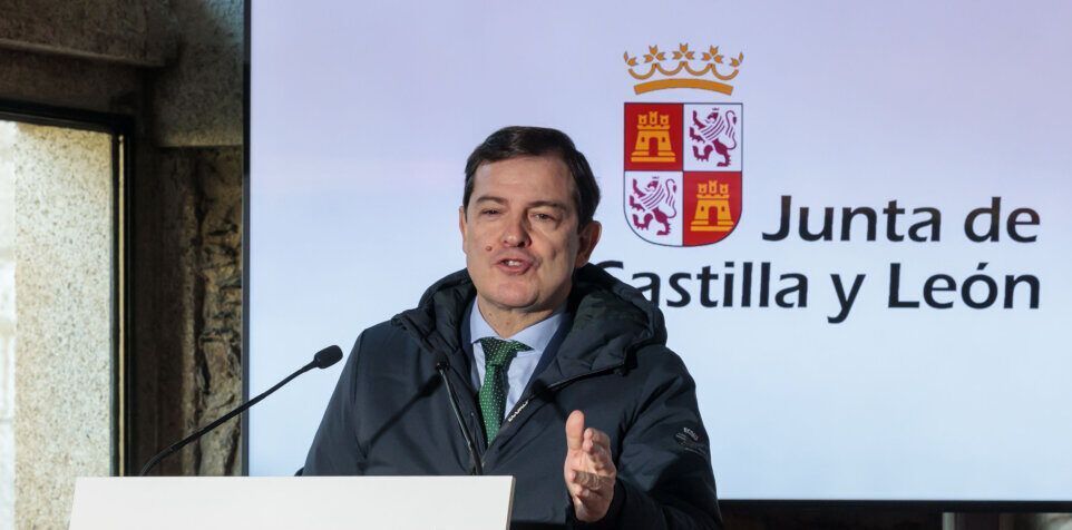 Alfonso Fernández Mañueco durante un anuncio sobre educación en Castilla y León