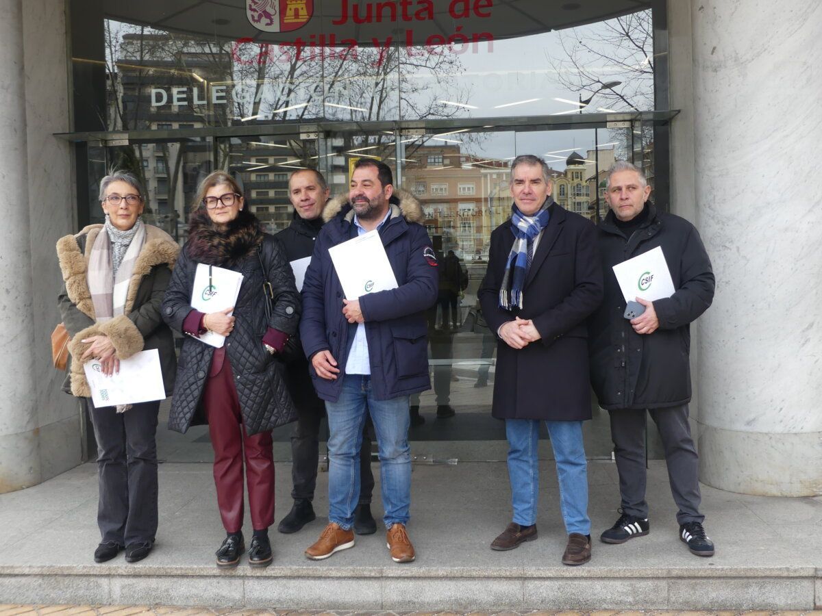 Responsable de CSIF frente a la Delegación Territorial de Zamora