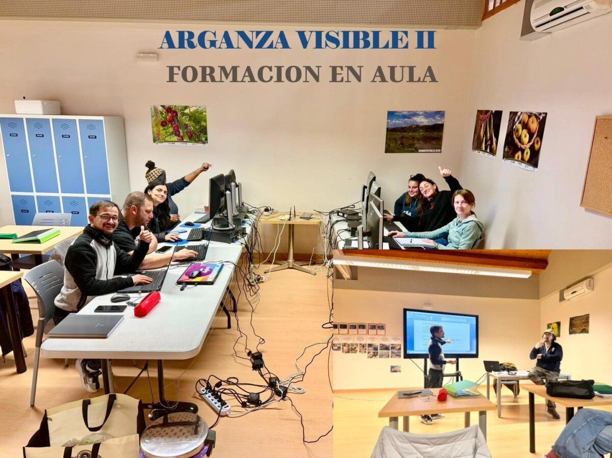 Participantes en aula durante formación del taller de empleo en Argonza